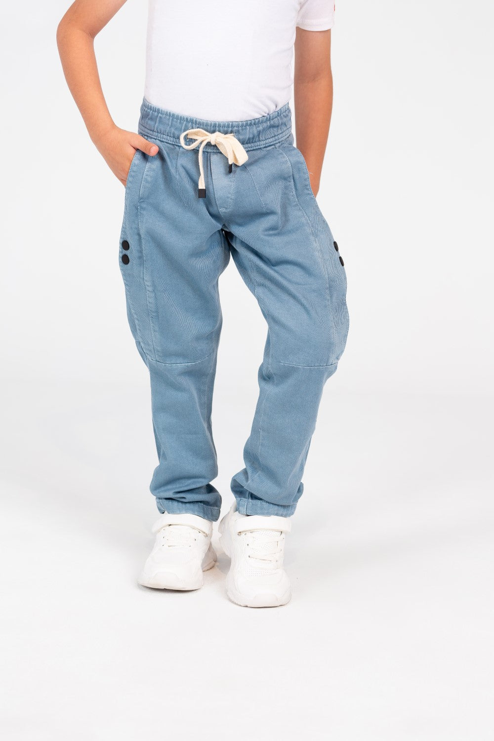 بنطلون جبردين فضفاض للأولاد بقصّة عصرية فريدة