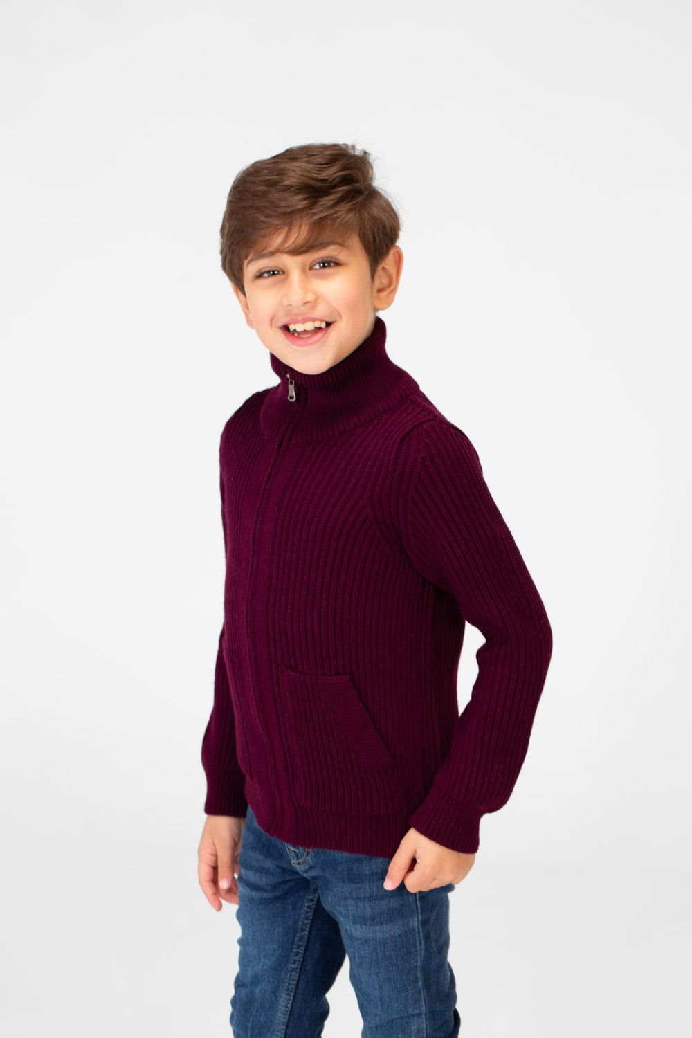 بلوفر محبوك للأولاد برقبة عالية وسحاب كامل