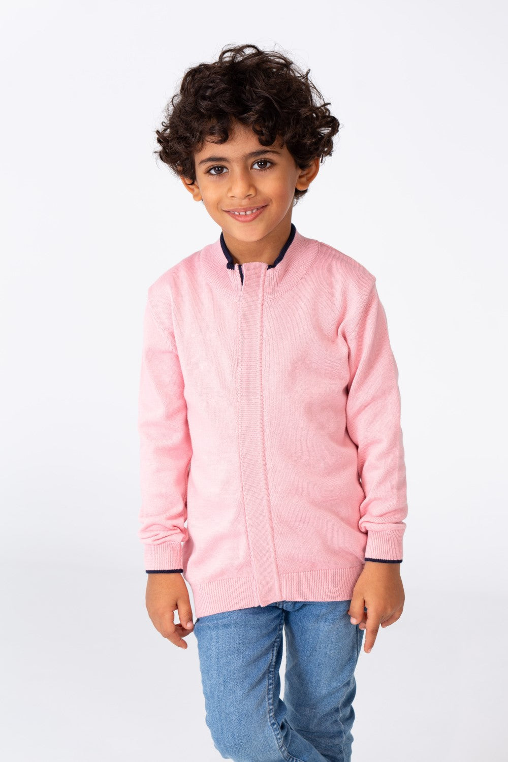 سترة صوفية بأكمام طويلة وياقة دائرية للأولاد