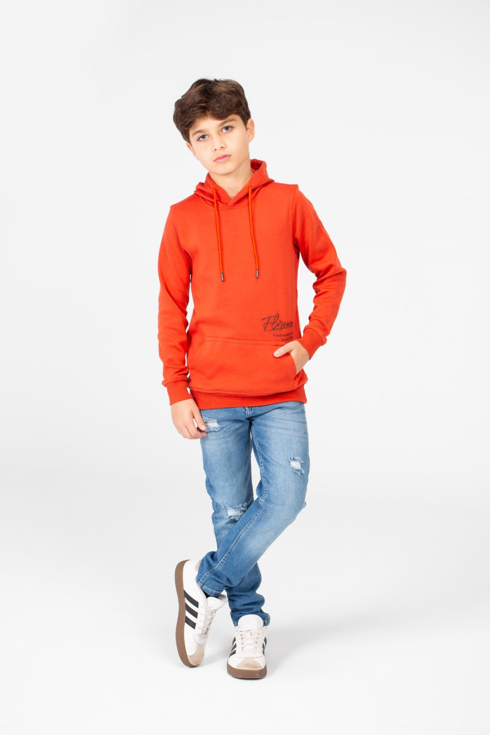 سويت شيرت بغطاء رأس للأولاد بطبعة جرافيكية