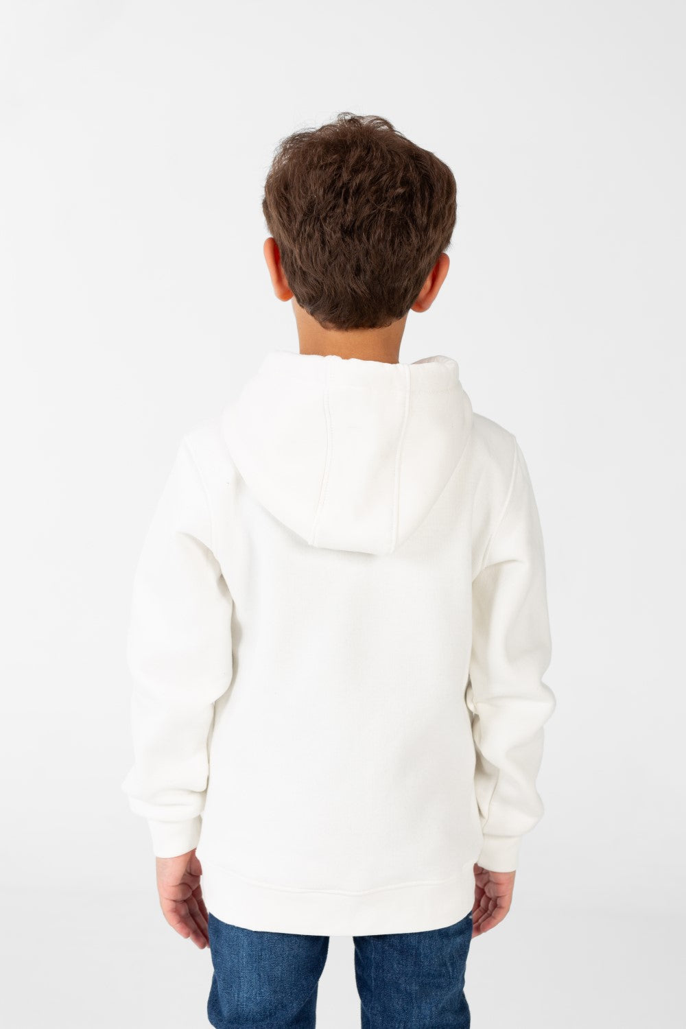 سويت شيرت للأولاد بغطاء رأس وطبعة على الجهة الأمامية