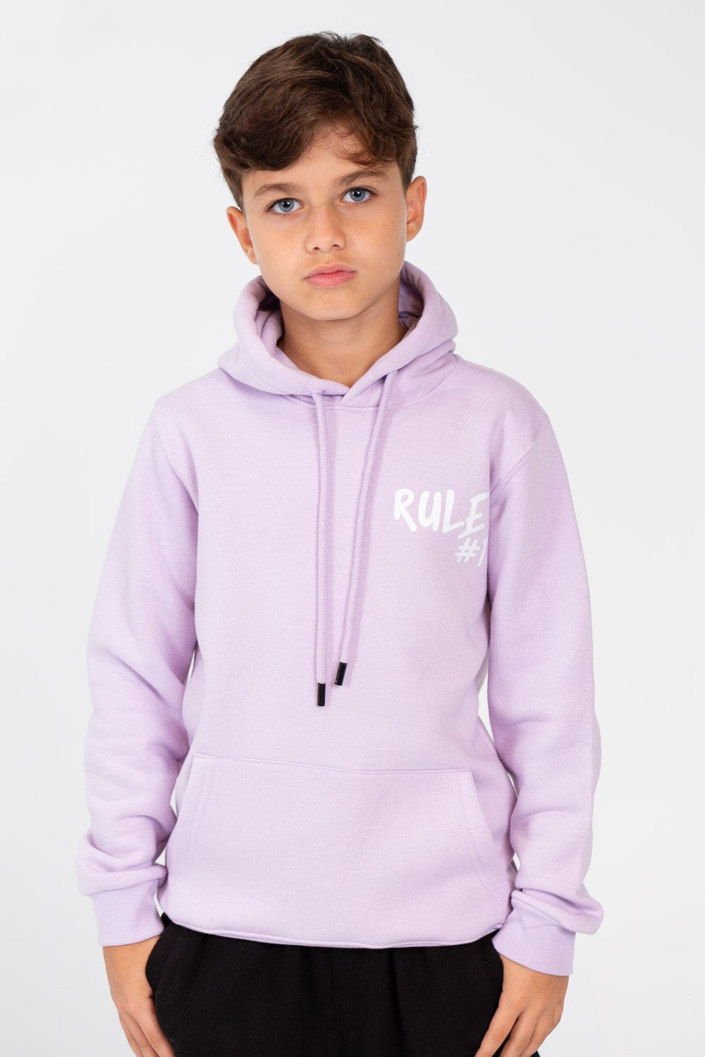 سويت شيرت بغطاء رأس للأولاد مع جيب كنغر وطبعة