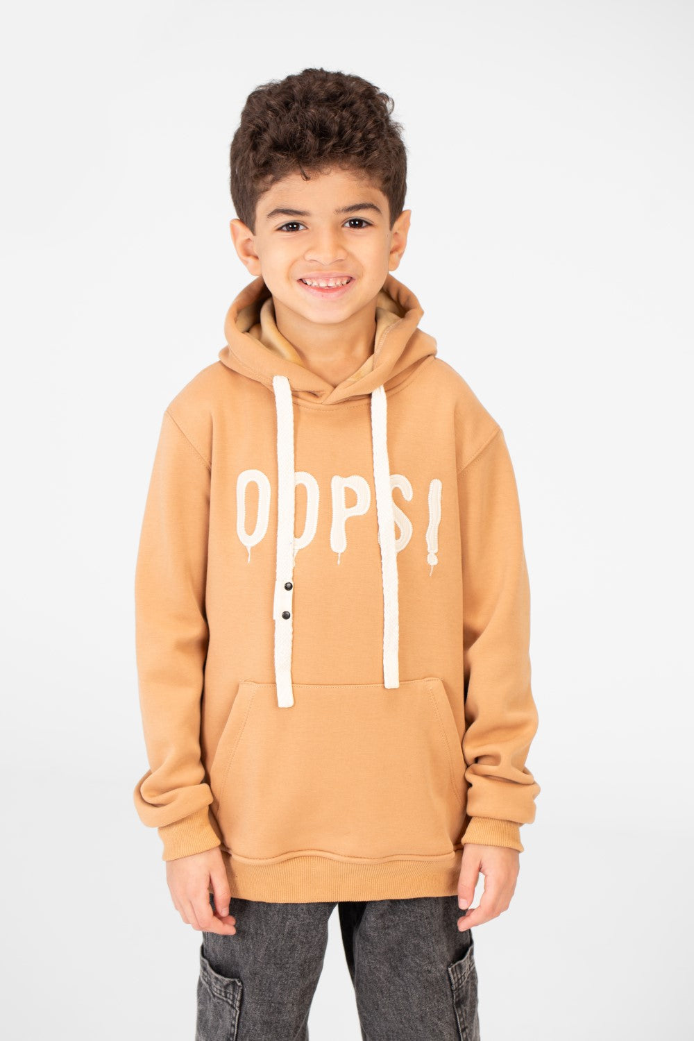 هودي للأولاد مع جيب الكنغر مصنوع من مادة مريحة وعملية