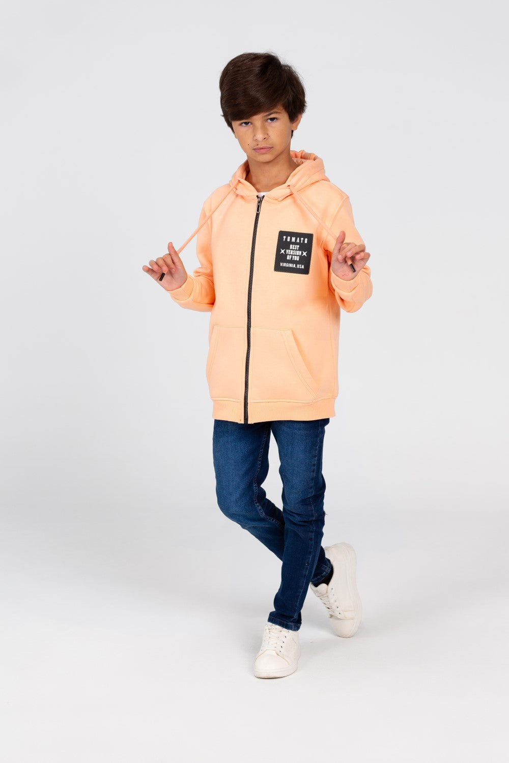 سويت شيرت بسحاب للأولاد بطبعة طماطم وجيوب