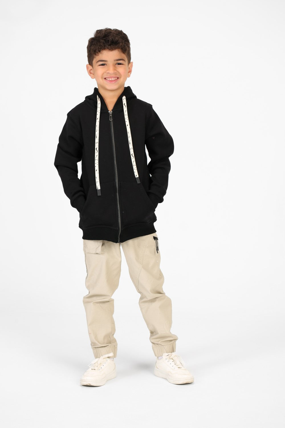 سويت شيرت أساسي للأولاد بغطاء رأس وسحّابات كاملة