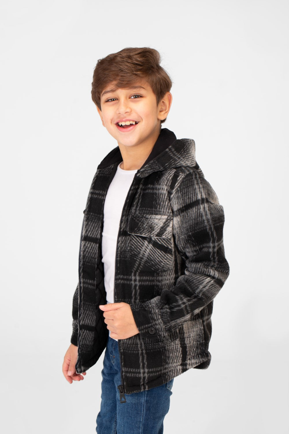 قميص صبياني بغطاء رأس ومربعات وسحاب كامل