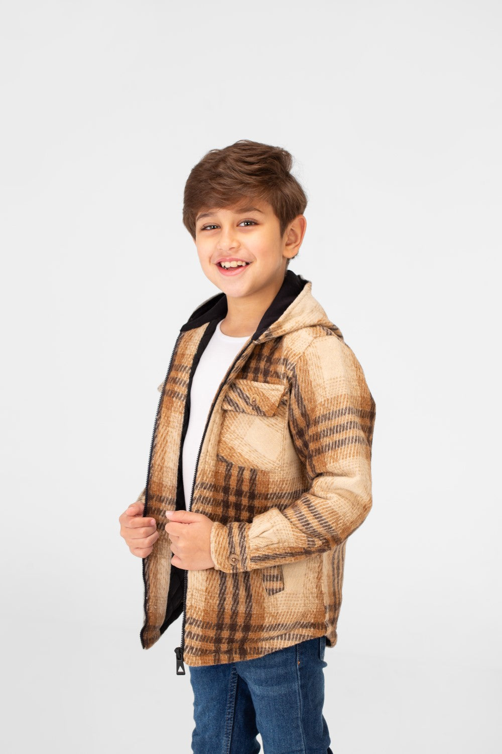 قميص صبياني بغطاء رأس ومربعات وسحاب كامل