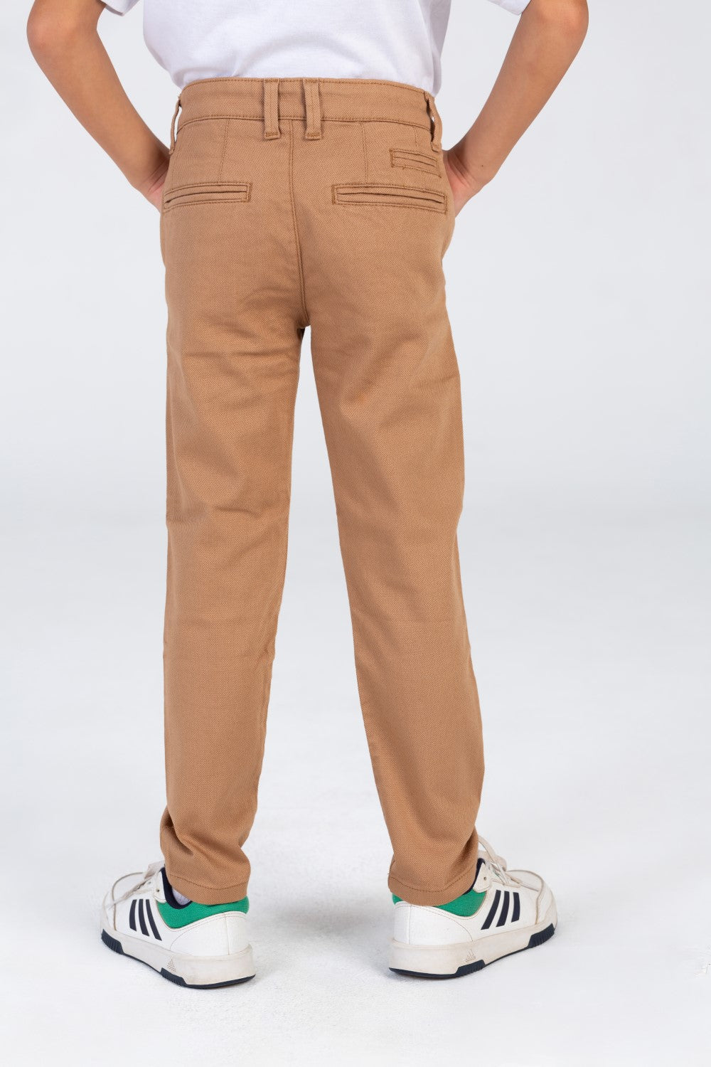 Boys Gabardine Pants With Basic Details And Material For Every Day