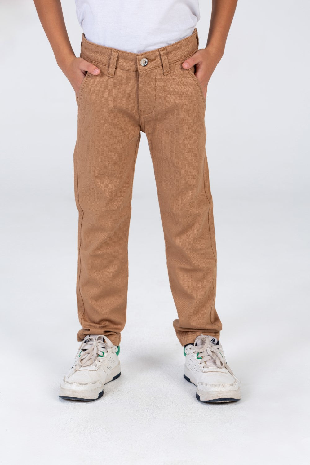 Boys Gabardine Pants With Basic Details And Material For Every Day