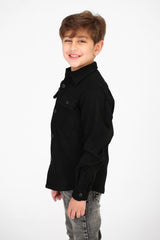 قميص مخملي بأكمام طويلة وأزرار أمامية للأولاد