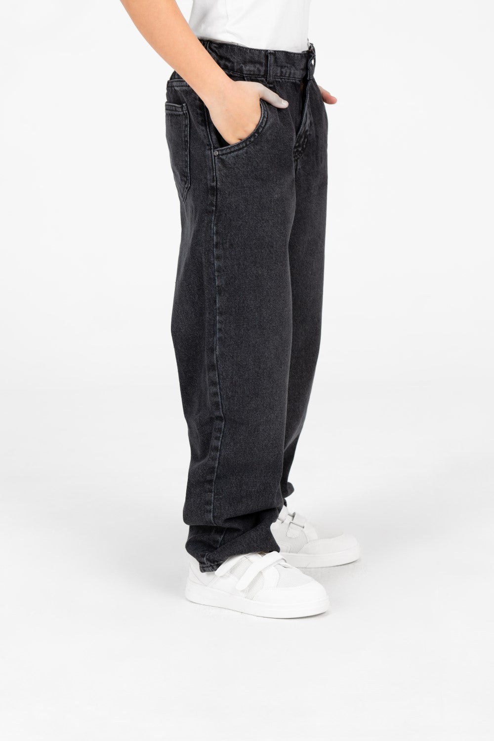 Boy's Boyfriend Jeans Pants In Modern Design