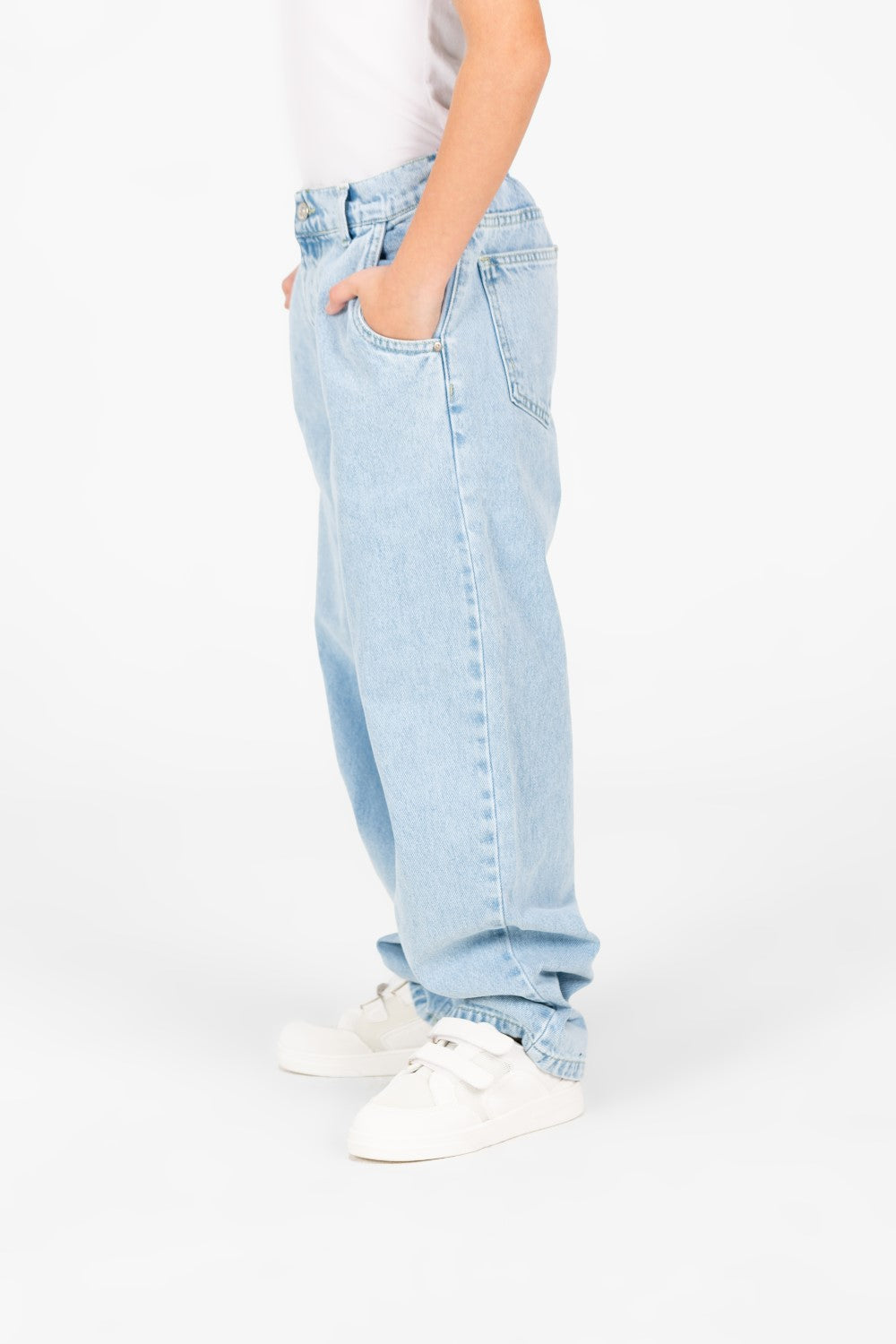 Boy's Boyfriend Jeans Pants In Modern Design