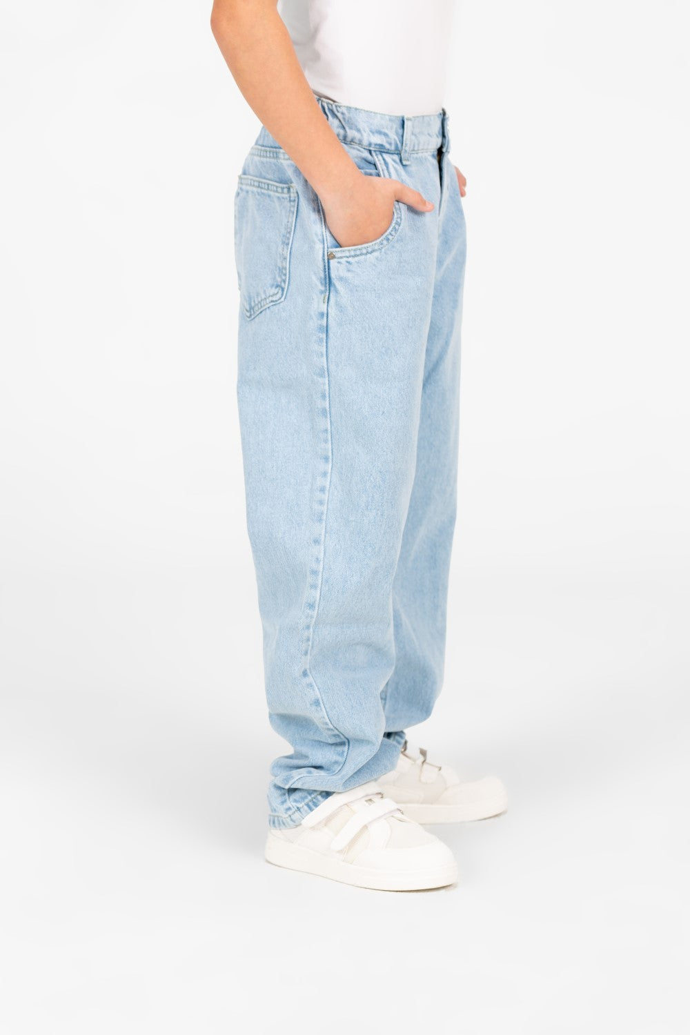 Boy's Boyfriend Jeans Pants In Modern Design
