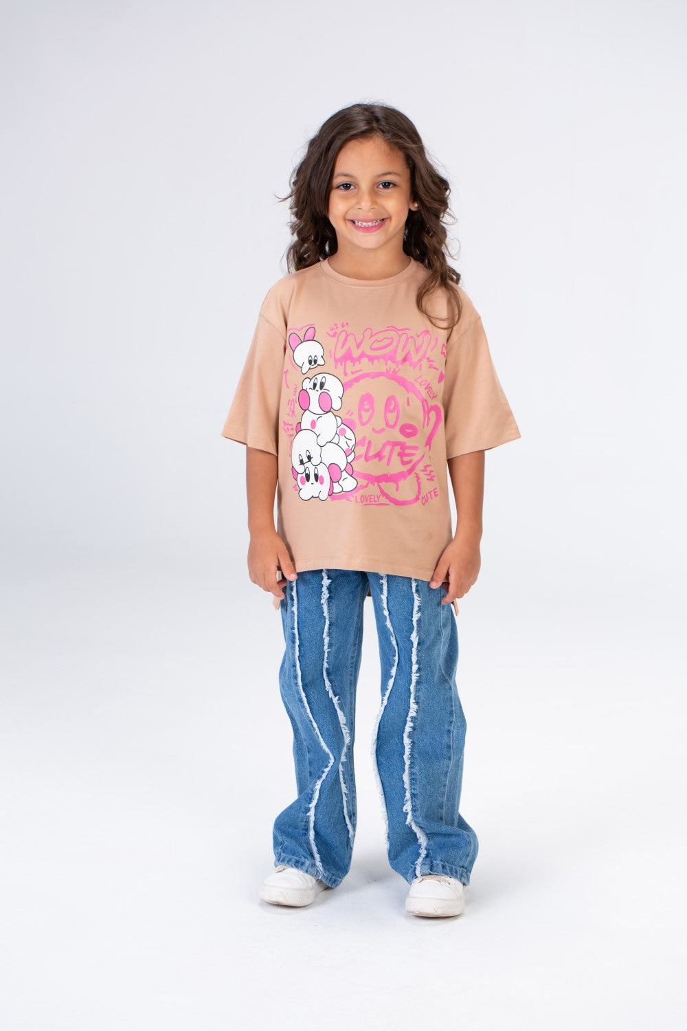 Girls Round Wide Cut Short Sleeved Printed T-shirt