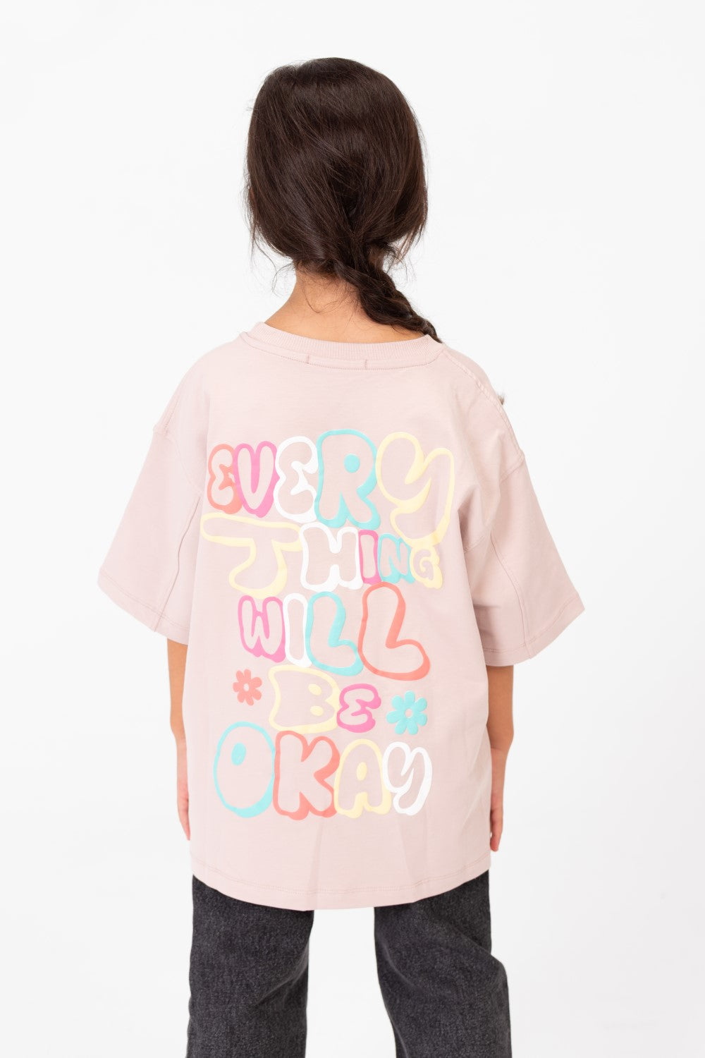 تي شيرت صيفي للبنات من ميلتون لايكرا برقبة دائرية وأكمام قصيرة مع طباعة نصية في الخلف